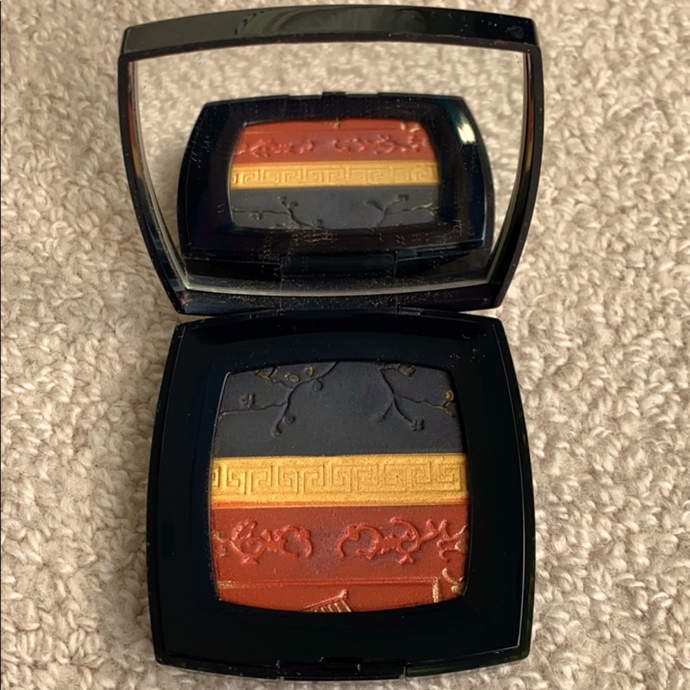 Chanel “Coromandels de Chanel” eyeshadow and blush